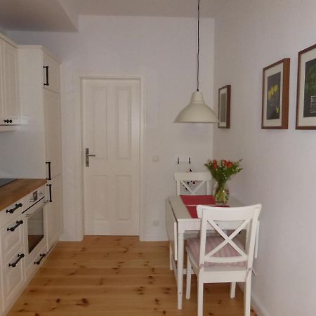 Kleine Hohe 18 Apartment Wismar Luaran gambar