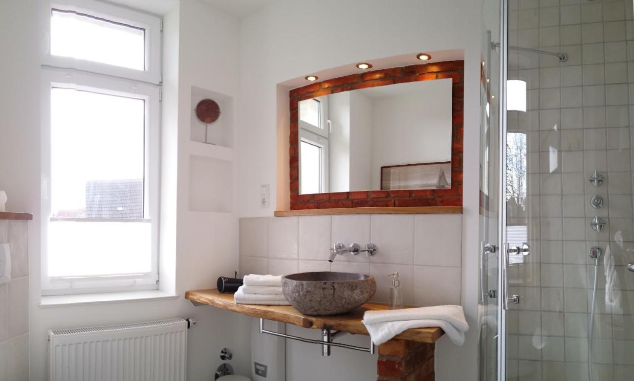 Kleine Hohe 18 Apartment Wismar Luaran gambar