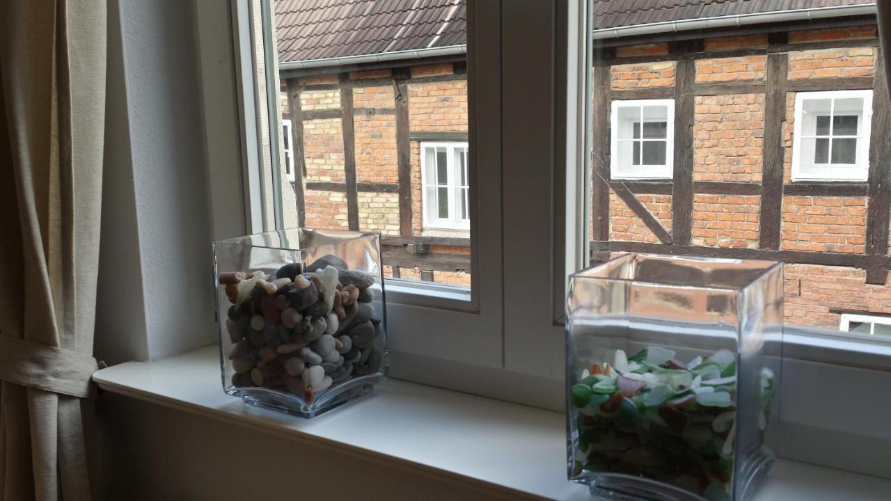 Kleine Hohe 18 Apartment Wismar Luaran gambar